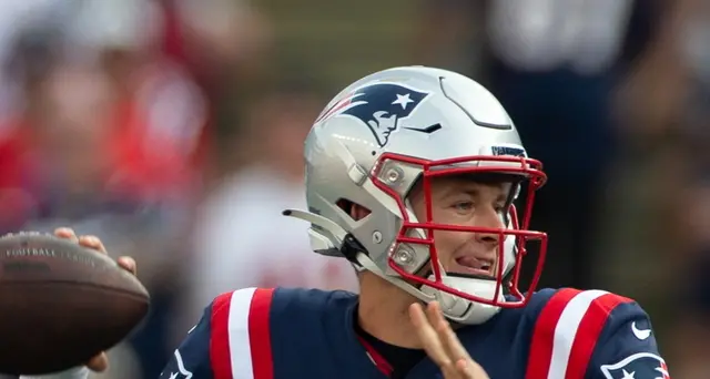 Nfl: il quarterback dei New England Patriots Mac Jones