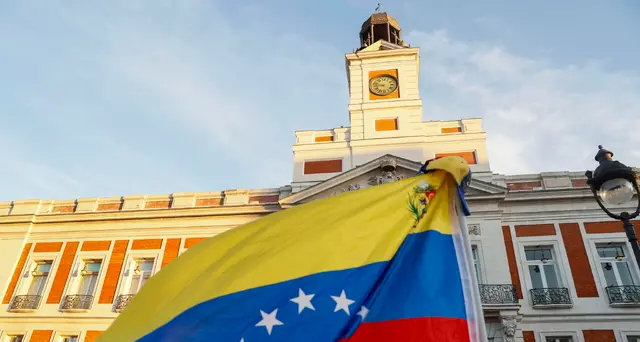 Venezuela: Maduro accusa Urrutia di voler fuggire dal Paese