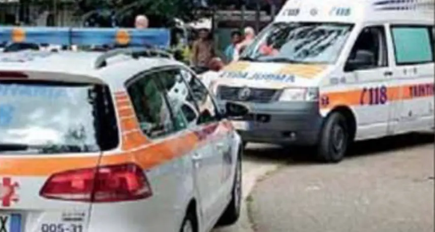 Auto contromano, scontro in tangenziale: due persone ferite