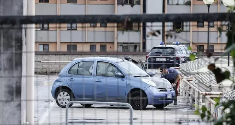 Venezia: bimba dimenticata in auto dal papà, morta di caldo