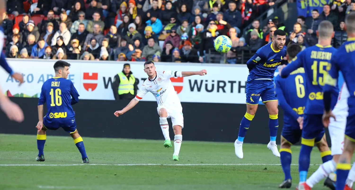 Il Modena la spunta al “Druso”: Südtirol sconfitto per 2-0