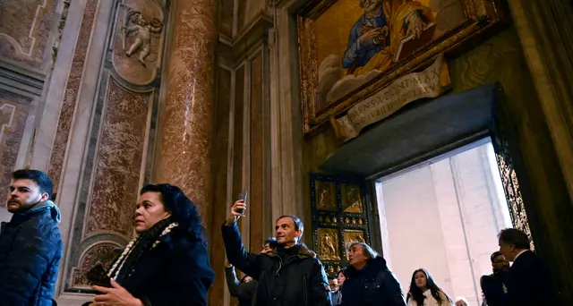 Giubileo: mezzo milione ha passato la porta santa a S.Pietro