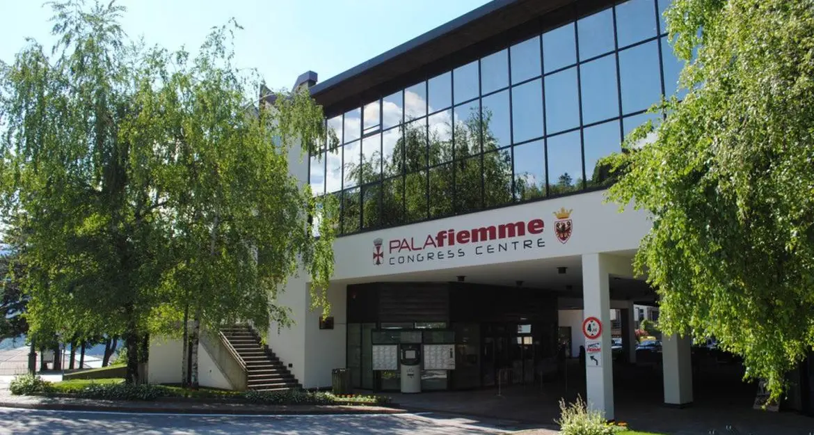 Postazioni dell'Azienda Sanitaria al Palafiemme, perché più di duemila pazienti devono cambiare dottore
