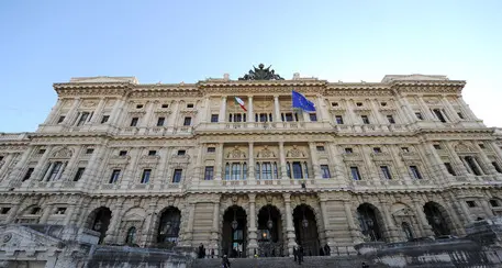 Ruba alle Poste: ex dipendente condannata a due anni di reclusione per furto aggravato