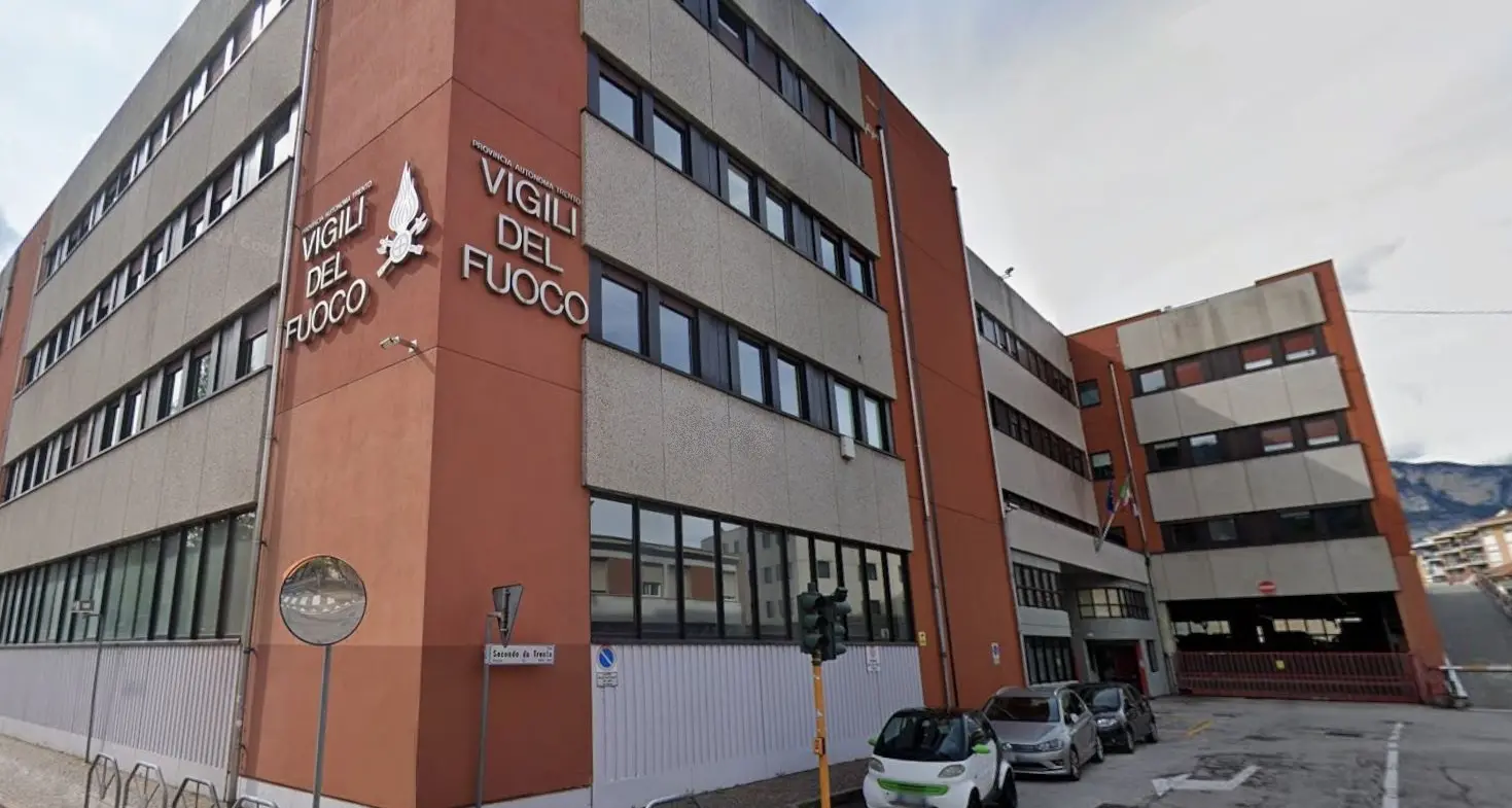 Trento, accordo sul contratto dei vigili del fuoco permanenti