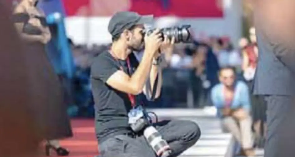 Jacopo Salvi, nove anni di ritratti vip a Venezia: “Ogni anno diverso, ma che emozione”