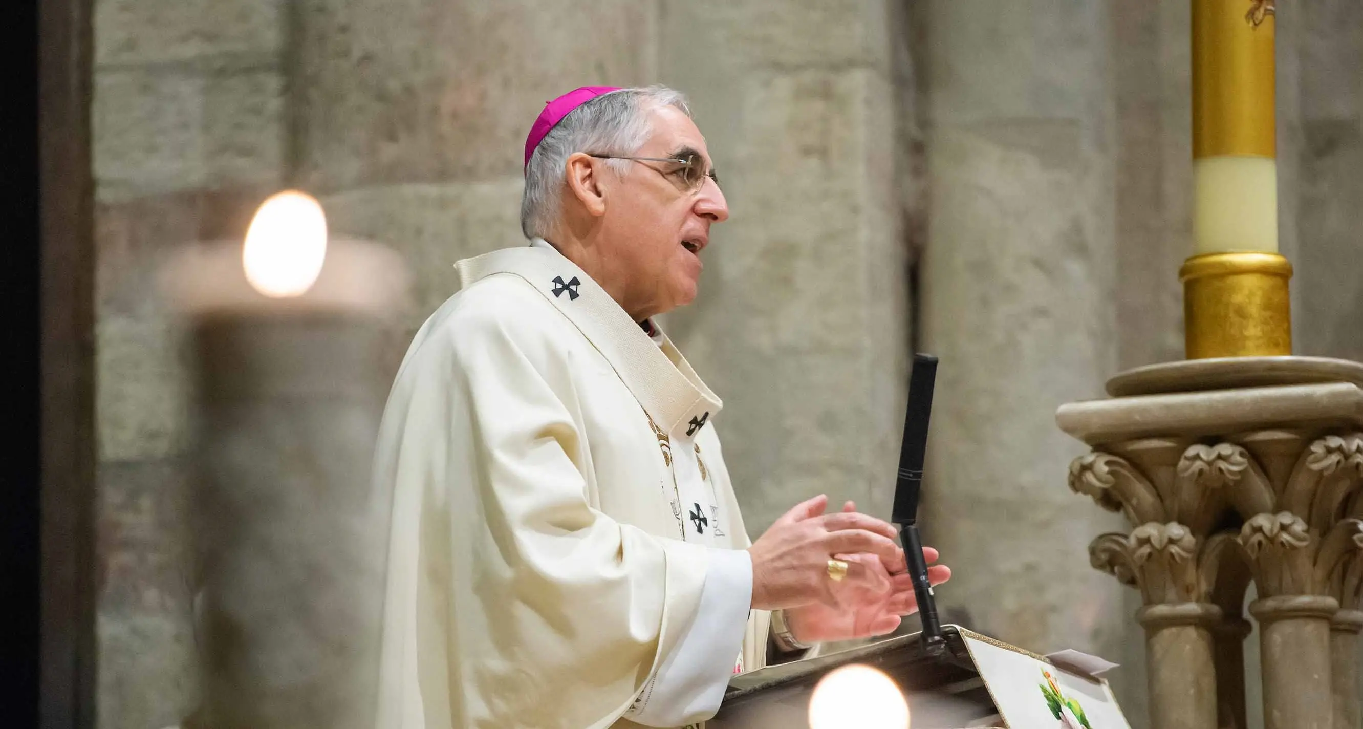 Monsignor Tisi: “Siamo assuefatti alla morte. Torniamo ad accorgerci dei segni di vita”