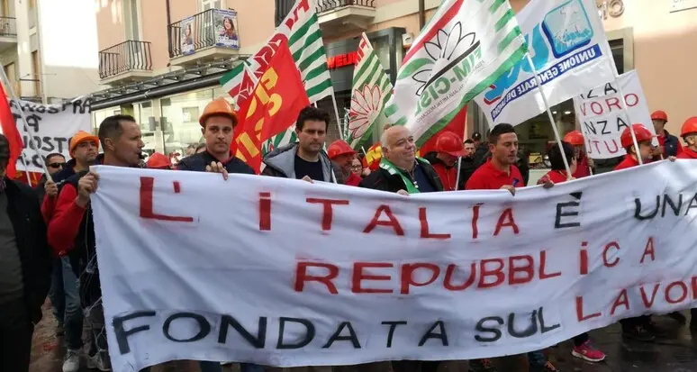 Al Nord si lavora due mesi in più all’anno rispetto al Sud Italia: la causa principale è il lavoro in nero