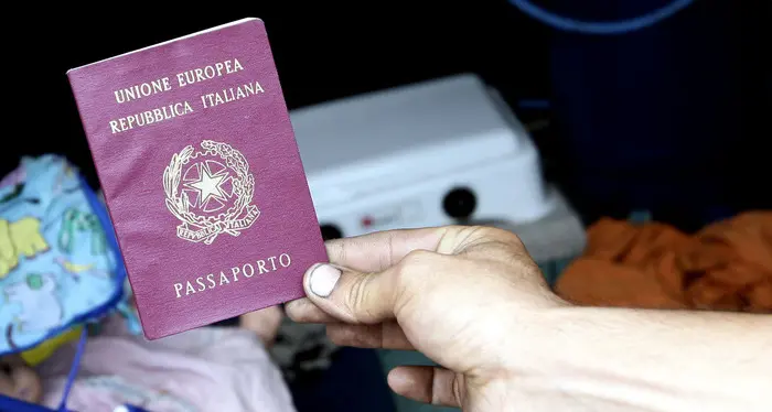 Passaporto, dal primo dicembre cambia importo e metodo di pagamento