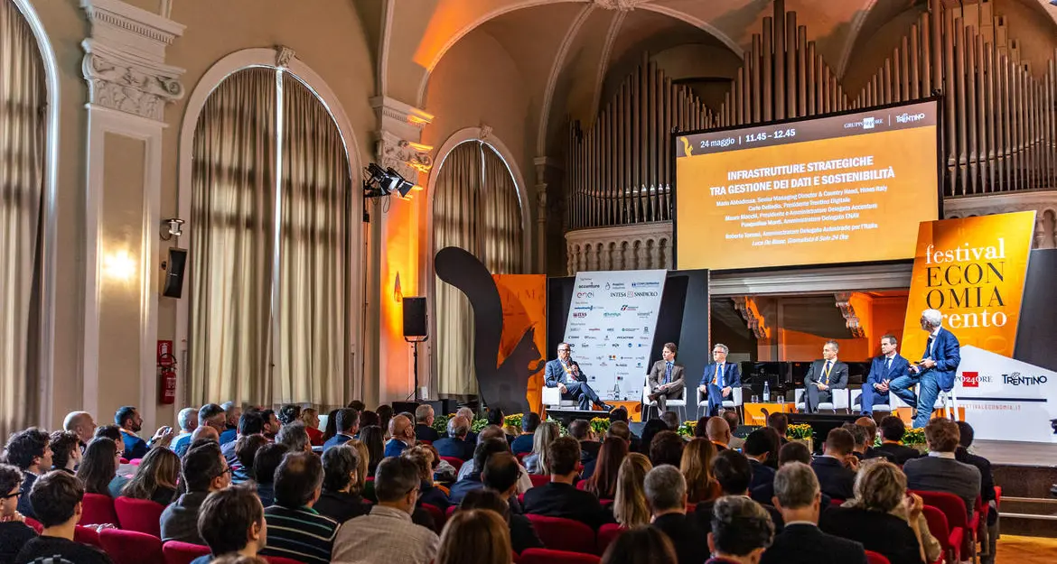 Festival: intelligenza artificiale e sostenibilità: come cambia il modello di sviluppo