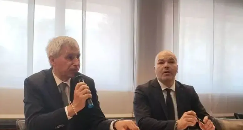 Lo scontro dentro Fratelli d’Italia, i transfughi: «Basta fango su di noi, c’è il diritto di critica»