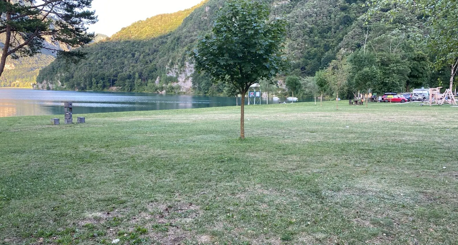Lago di Ledro, divieto di balneazione a Pur per valori elevati di enterococco