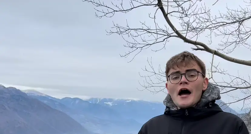Luca \"Baz\", l'influencer del canto di montagna, milioni di visualizzazioni Instagram e Tik Tok in un mese