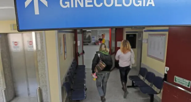 Sempre meno aborti, i minori tassi di obiezione tra i ginecologi si riscontrano in Valle d'Aosta e in Trentino