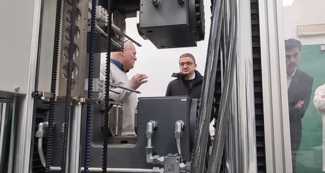 Laboratorio Prove materiali della Provincia: 2.000 certificati per cemento e acciaio e 300 ponti ispezionati in un anno