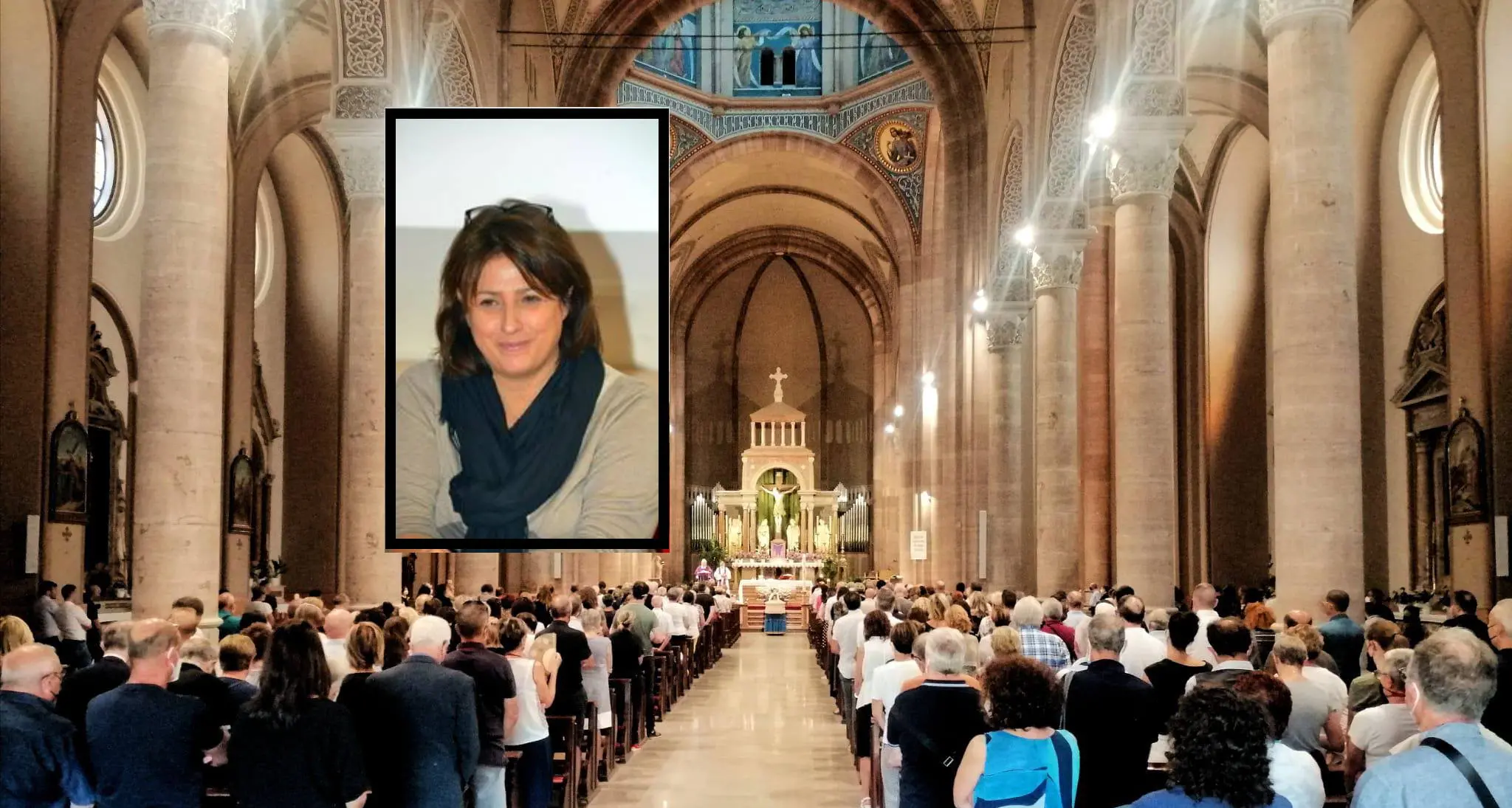 Dolore e commozione al funerale della preside Poian: «Sei stata premurosa, amata dagli studenti, un esempio»