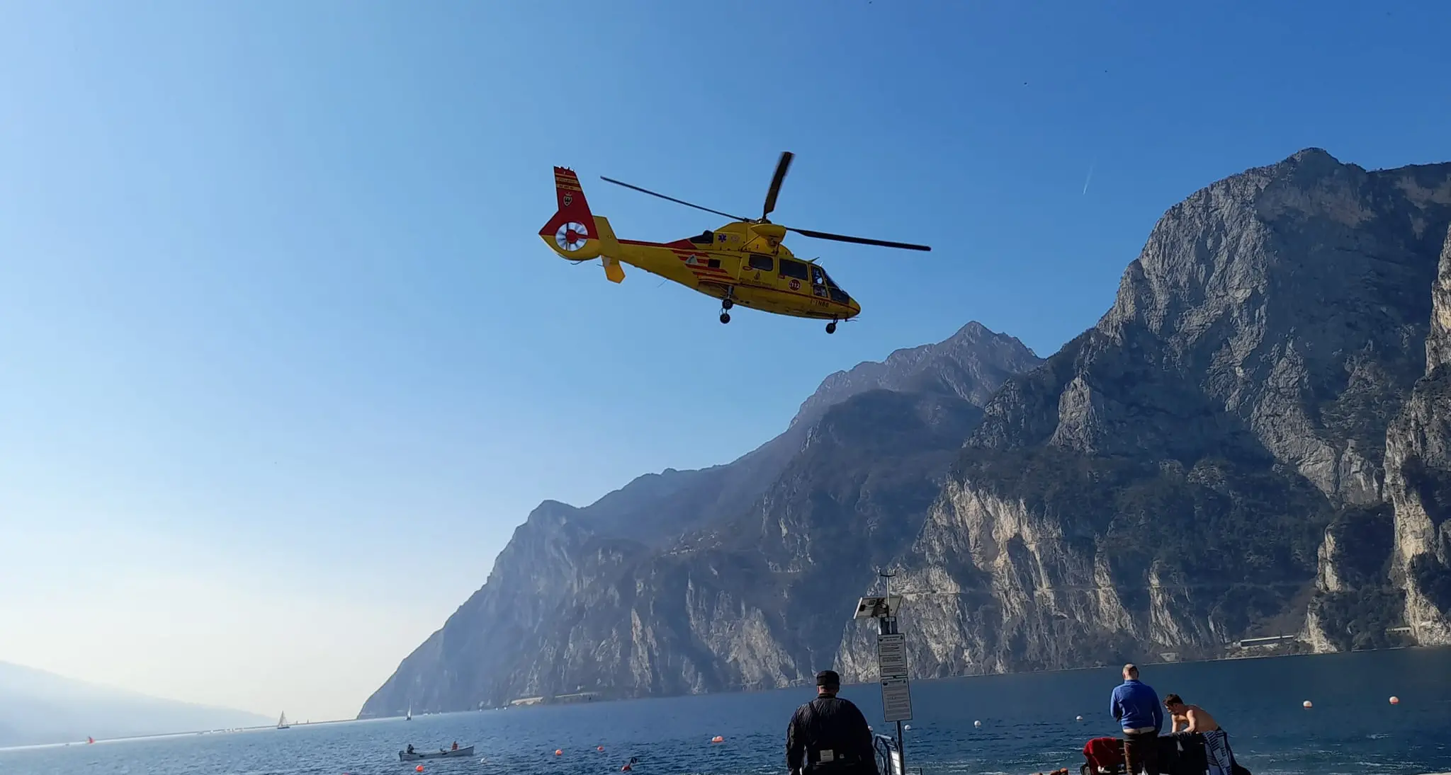 Giovane sub colto da malore: risalito in superficie perché l’acqua filtrava nella muta