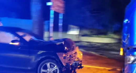 Frontale fra auto e camion a passo San Giovanni, grave un cinquantenne