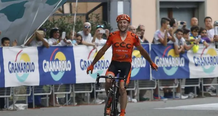 Davide Rebellin travolto a ucciso da un camion mentre si allenava in bici