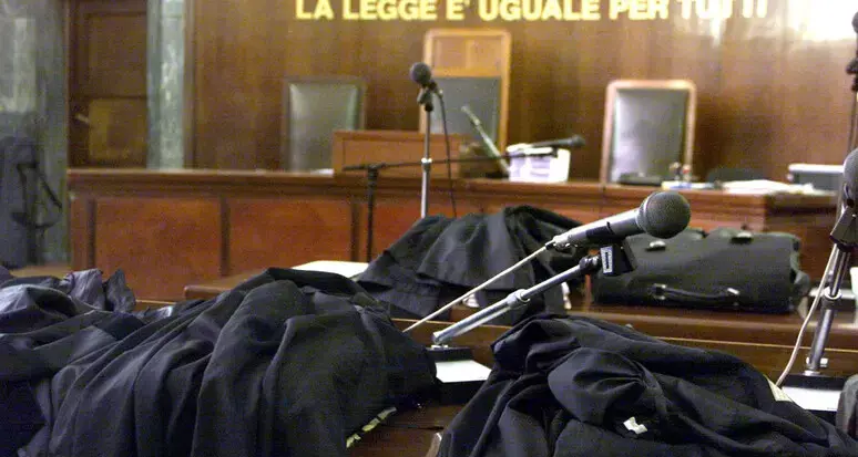 Maltrattata dal marito per 20 anni: la donna è stata vittima anche di violenza psicologica
