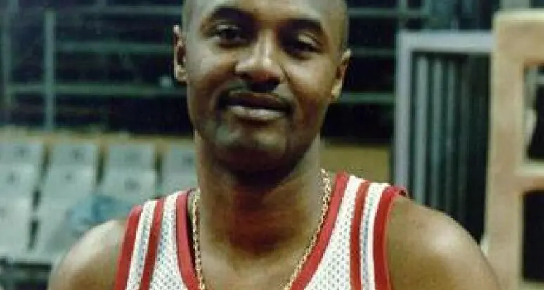 È morto Joe Bryant, padre di Kobe: aveva giocato a lungo in Italia