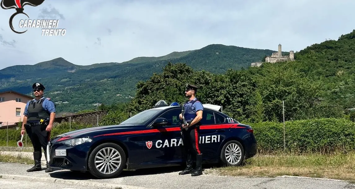 Valsugana: fermato alla guida senza patente, si spaccia per il fratello per evitare la sanzione