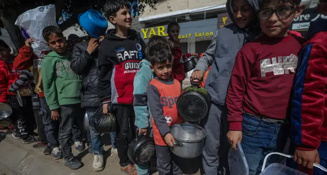 Gaza, Oms: almeno 10 bambini morti per fame negli ultimi giorni