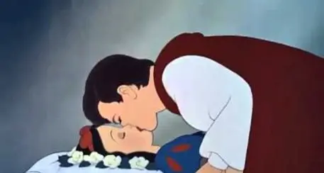 Polemiche a Disneyland, il bacio del Principe a Biancaneve non è consensuale