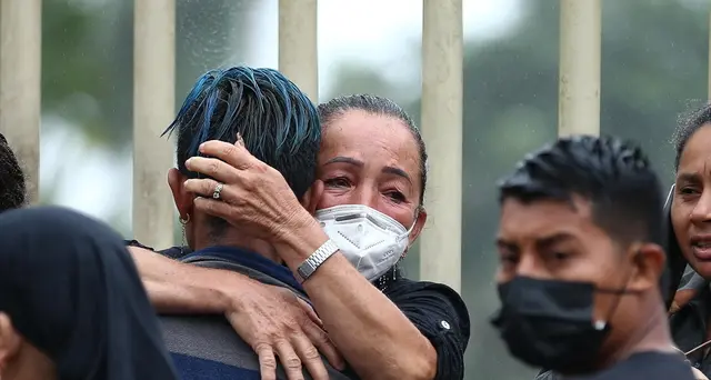 Ecuador: scontri in carcere, uccisi 13 detenuti