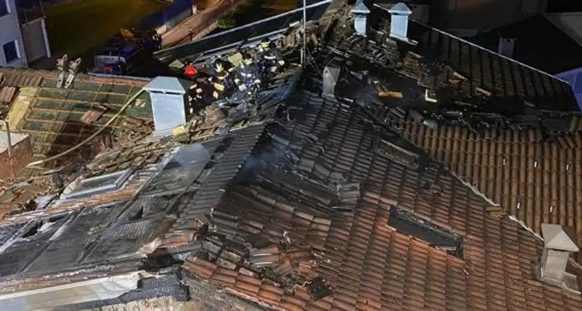 Casa in fiamme a Caldonazzo: in salvo una famiglia