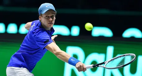 Atp Cup, è subito un grande Sinner: primo punto per l’Italia