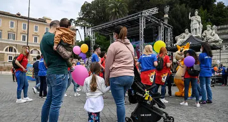 Trentino al primo posto in Italia per le famiglie numerose, ma diminuiscono le coppie con figli