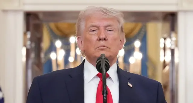 Trump: 'Colpiremo duramente l'Iran, lo riporteremo all'età della pietra'