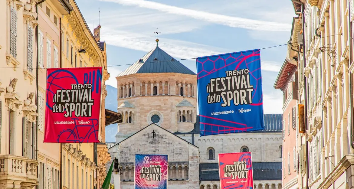 Una città in rosa per Il Festival dello Sport di Trento. Si parte domani con Mosaner, Platini e Bagnaia