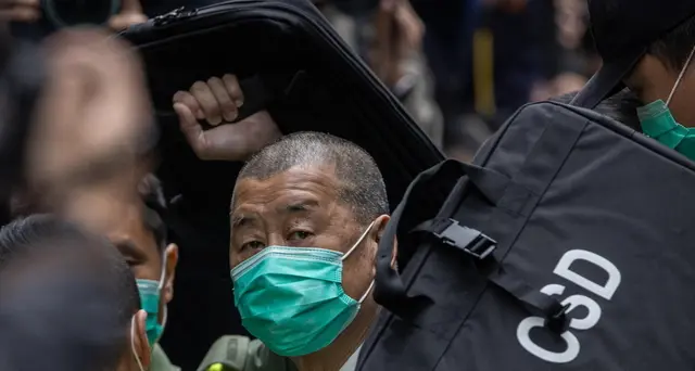 Hong Kong: Jimmy Lai colpevole per veglia su Tienanmen
