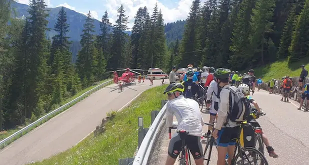 E’ gravissima la ciclista di 58 anni ferita oggi al Sellaronda Bike Day