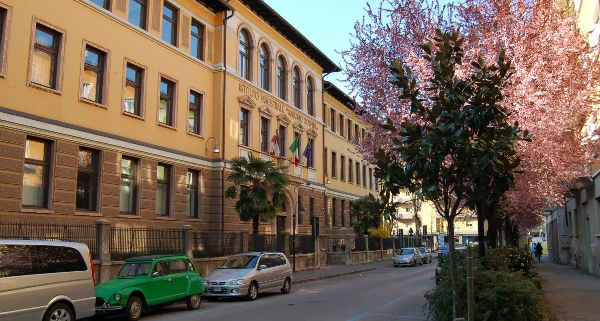 Voleva il 100 alla maturità, gli danno 98, e lui si rivolge al Tar e vince la causa