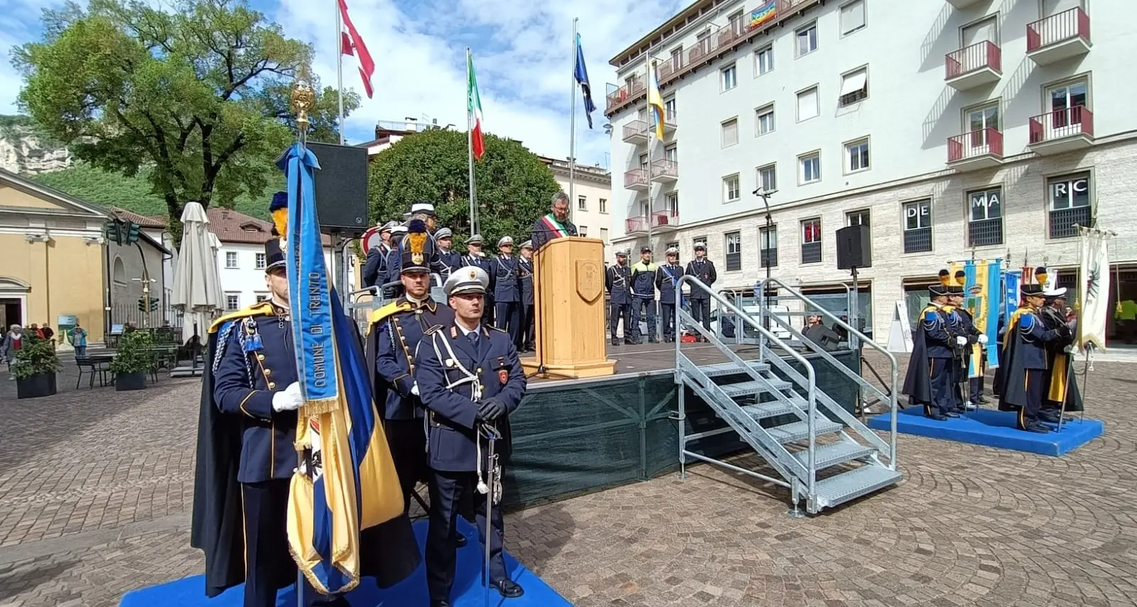 Polizia Locale di Trento, il bilancio di un anno intenso di attività, oltre 55 mila chiamate per richiesta di intervento