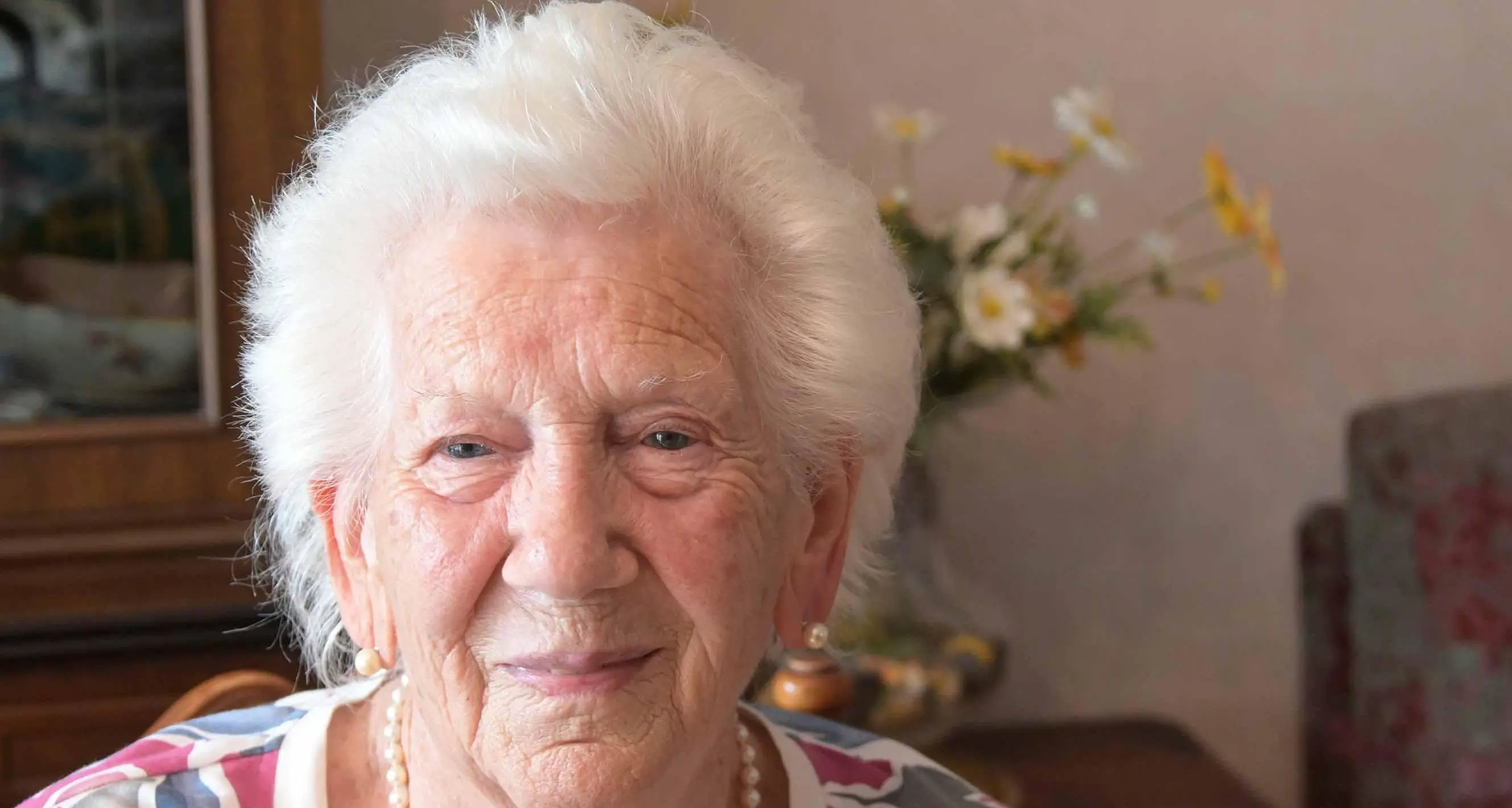 I cento anni di Elda Tanel Zeni: una vita dedicata alla scuola abbracciando i cambiamenti