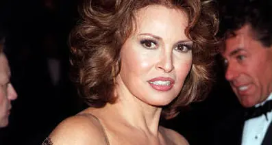 È morta Raquel Welch: l'attrice e sex symbol americana aveva 82 anni