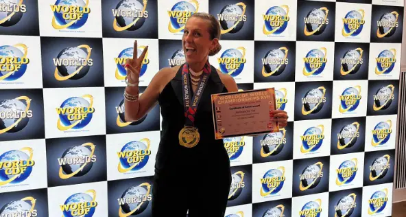 E' di Arco la campionessa mondiale di danza country: Alessandra Tisi, cinquantenne