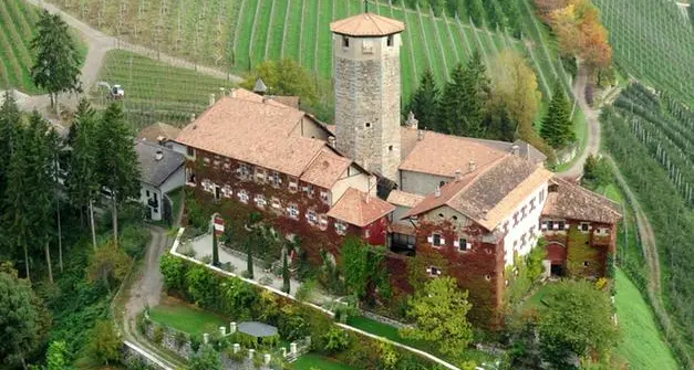 La Provincia acquista Castel Valer, il Partito democratico perplesso sulle modalità di pagamento