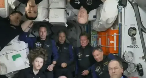 Hanno pagato il biglietto, ecco i primi \"turisti\" dello spazio arrivati alla stazione spaziale internazionale