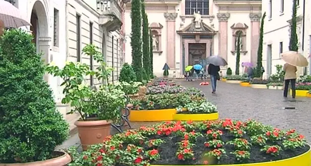 Trento, torna «Fiori al centro», dedicato al volontariato ed al «verde verticale»