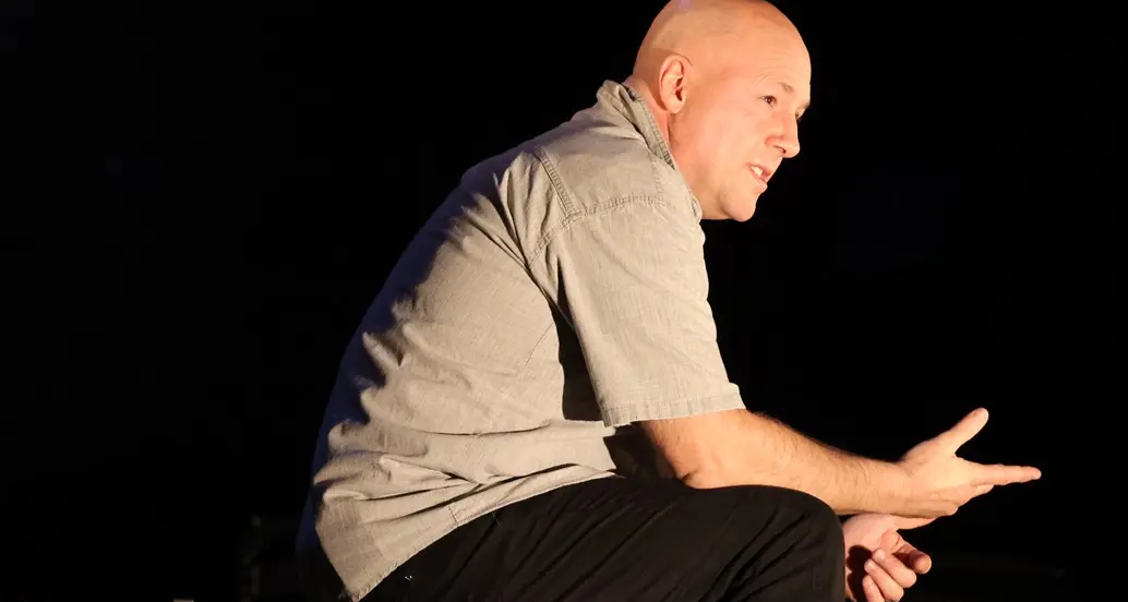 Mario Cagol porta “Novecento” sul palco del teatro di Pergine