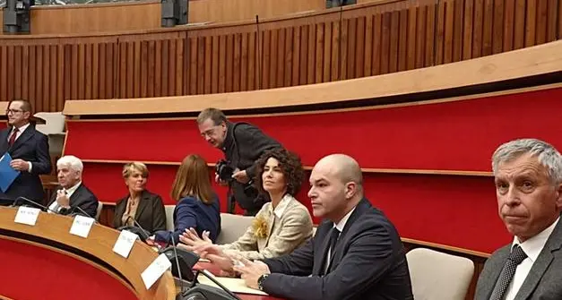 I “ribelli” di FdI: «Fugatti bis, rispettare l’accordo sottoscritto prima delle elezioni»