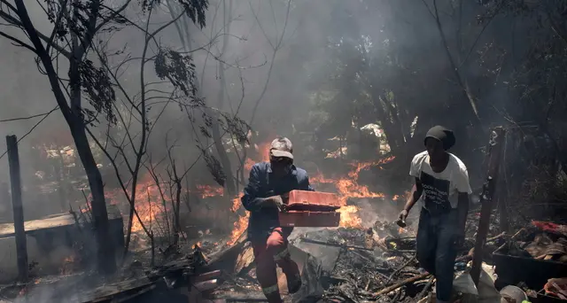 Sudafrica: incendio a Johannesburg, i morti sono 63