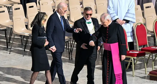 Papa: pranzo in centro per Biden, chiuso tratto via del Corso