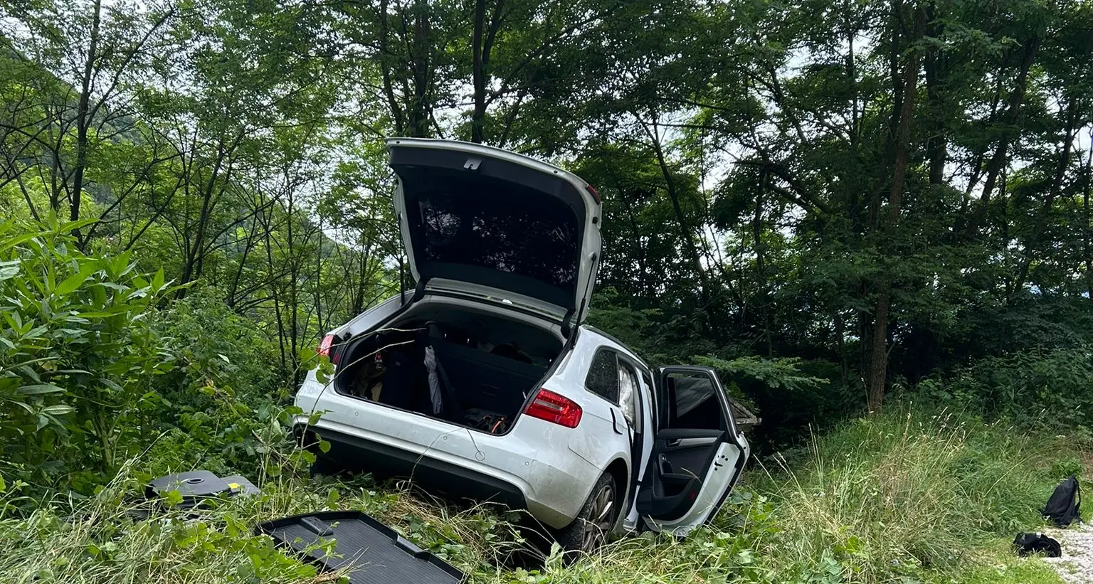 Civezzano, scontro tra un’Audi e una Range Rover: quattro le persone coinvolte