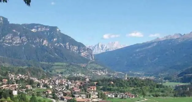 “Restate nei forni”, l’Istituto Friedman: “Un socio offre la sua casa a Cavalese agli israeliani offesi e respinti”
